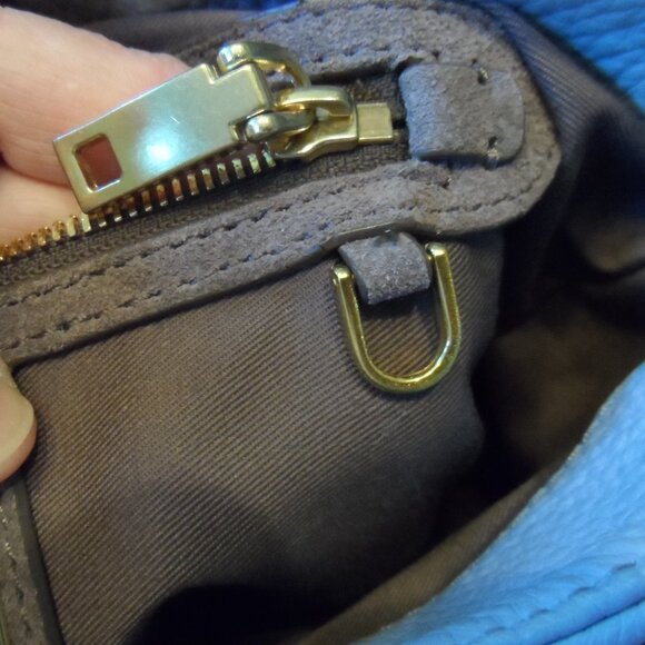 J. Crew Dove Gray Pebbled Leather Messenger Bag - Picture 16 of 16